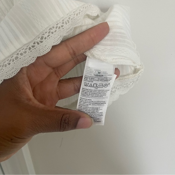 Old Navy Sleeveless Textured Dobby Top NWOT - Picture 7 of 8